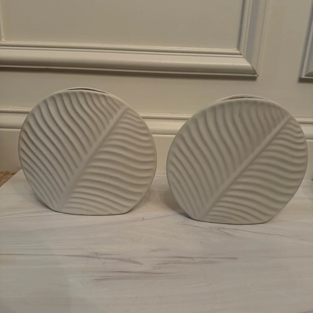 Textured Leaf Flat White Ceramic Vase